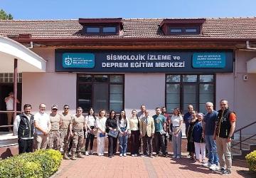 Büyükşehir'den emniyet personeline deprem eğitimi
