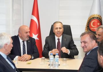 Bakan Yerlikaya’dan Muhtarlara Destek Vurgusu