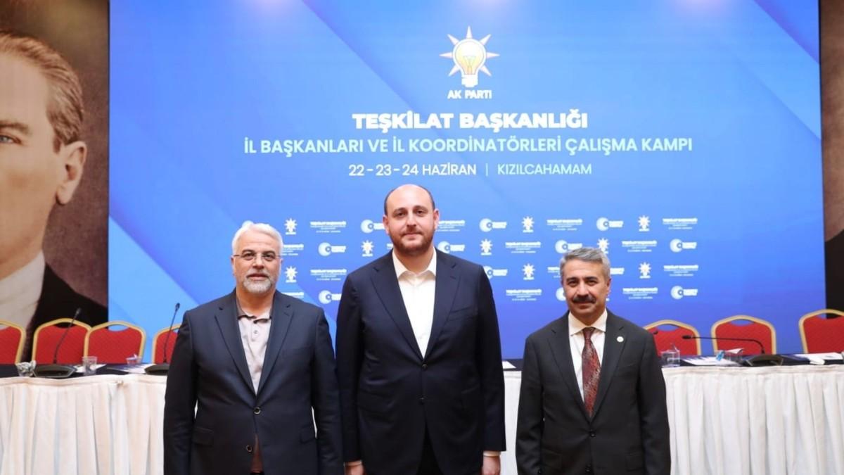 Başkan Kablan: ‘2028 hedeflerimiz için sahada daha güçlü, gönüllerde daha deriniz' Başkan Kablan: ‘2028 hedeflerimiz için sahada daha güçlü, gönüllerde daha deriniz'