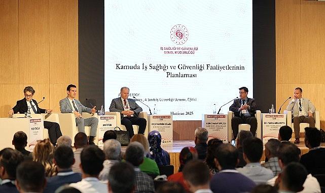 Konya Büyükşehir “Kamuda İş Sağlığı ve Güvenliği Paneli"ne Ev Sahipliği Yaptı Konya Büyükşehir “Kamuda İş Sağlığı ve Güvenliği Paneli"ne Ev Sahipliği Yaptı