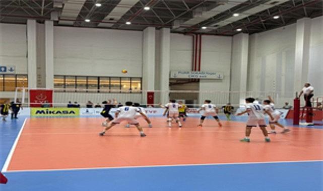Festival Voleybol heyecanı Fuar İzmir'de sürüyor Festival Voleybol heyecanı Fuar İzmir'de sürüyor