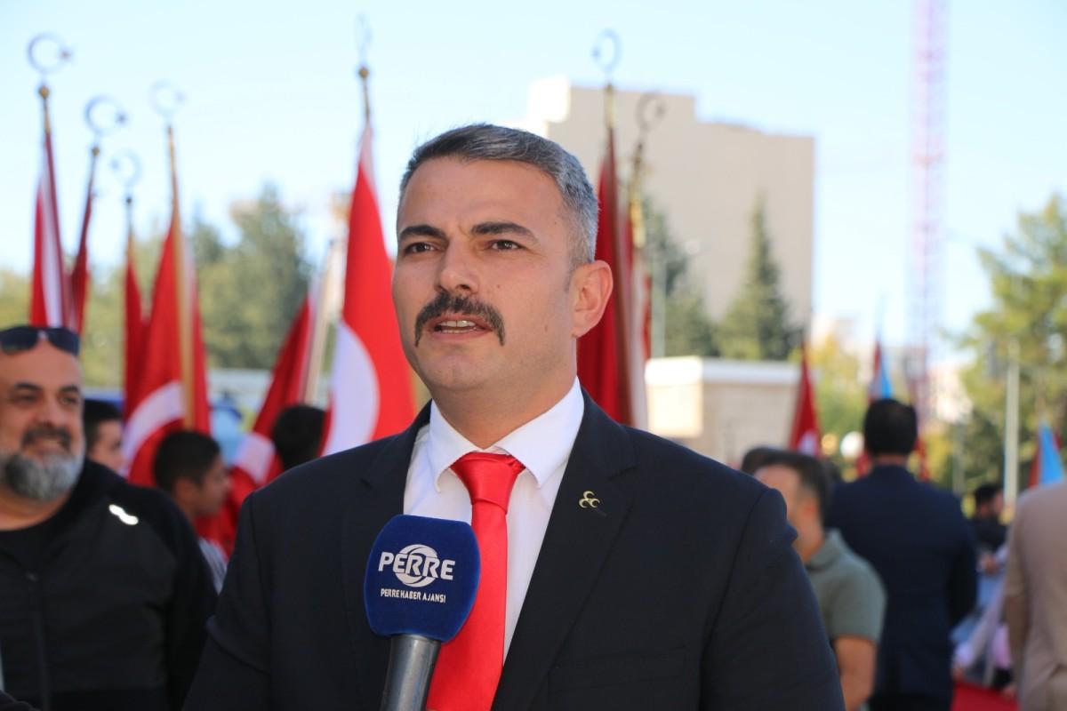 MHP Adıyaman İl Başkanı Ali Önat: 'Kerbela'nın hüznü, kardeşliğimizin mayasıdır' MHP Adıyaman İl Başkanı Ali Önat: 'Kerbela'nın hüznü, kardeşliğimizin mayasıdır'