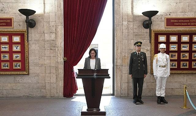 PKU Aile Derneği'nden 20. Yılında Anlamlı Ziyaret: Anıtkabir'de PKU ve Yenidoğan Tarama Programına Dikkat Çekildi