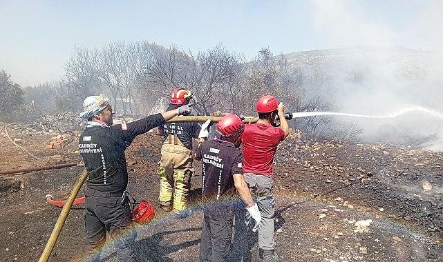 Kadıköy'den Yola Çıkan İkinci Ekipler Yangın Bölgesine Ulaştı Kadıköy'den Yola Çıkan İkinci Ekipler Yangın Bölgesine Ulaştı