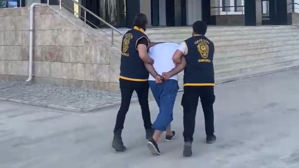 16 yıl 11 ay 15 gün hapis cezası ile aranan şahıs balkondan kaçmaya çalışırken yakalandı - Videolu Haber