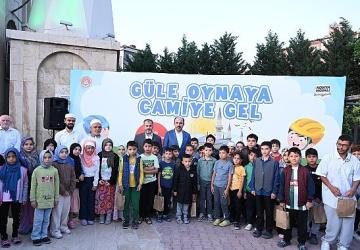 Konya'da “Güle Oynaya Cami Gel" Projesi ile Camiler Cıvıl Cıvıl