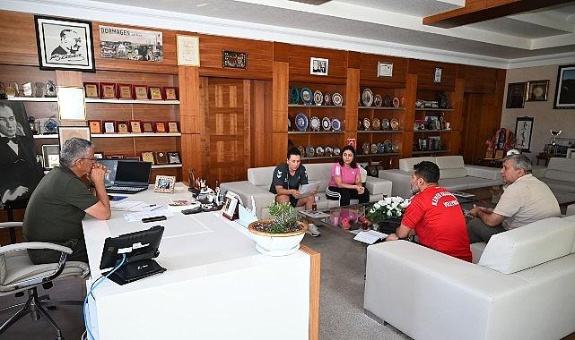 Antrenörlerden Başkan Topaloğlu'na ziyaret