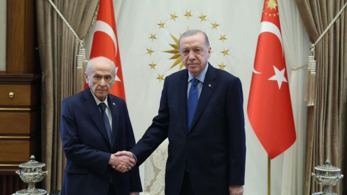 Erdoğan ile Bahçeli’den 'Terörsüz Türkiye' vurgusu: Birlik ve beraberlik içinde süreç devam edecek Erdoğan ile Bahçeli’den 'Terörsüz Türkiye' vurgusu: Birlik ve beraberlik içinde süreç devam edecek