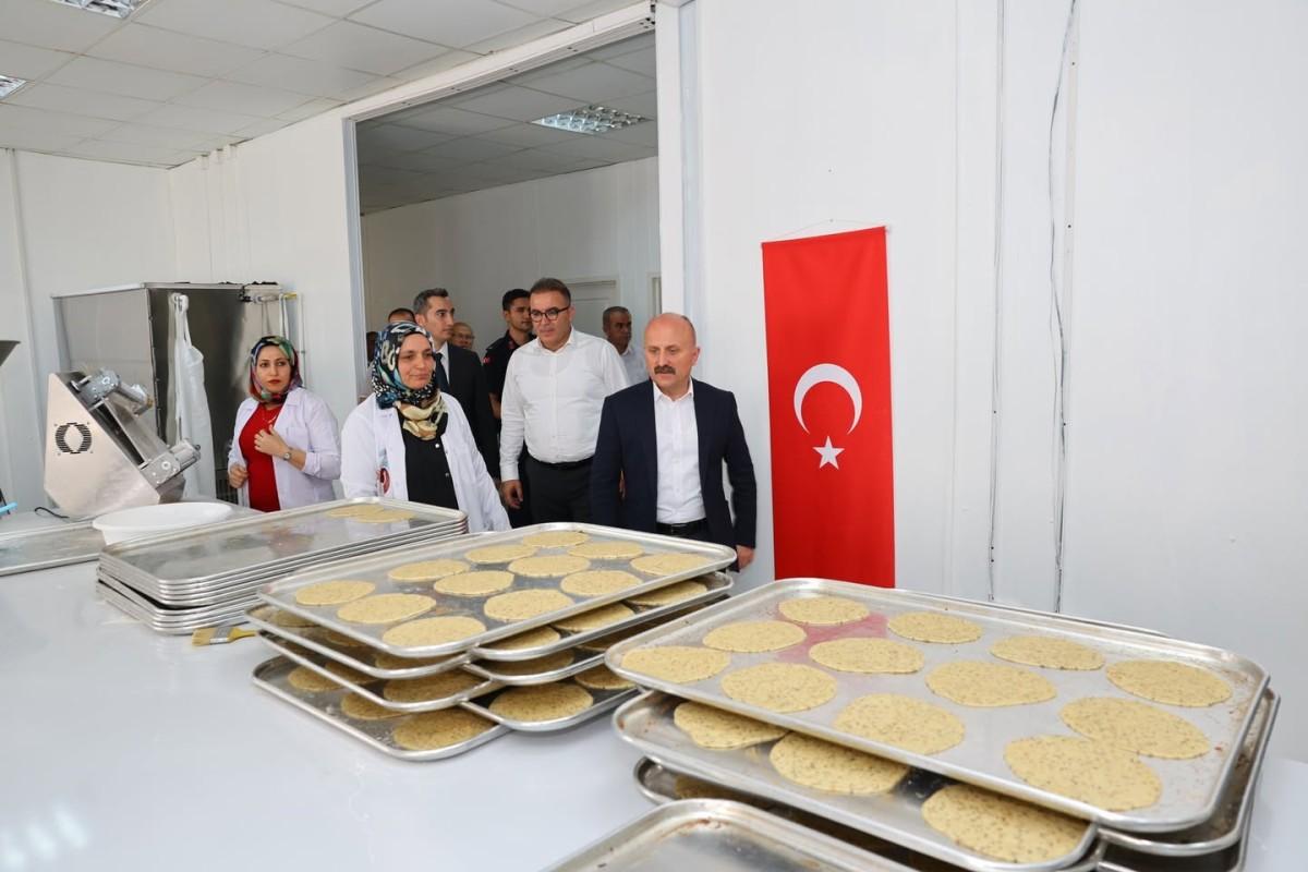 Samsat Taplama Üretim Merkezi’nde kapasite artıyor