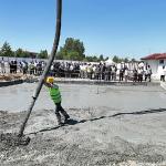 Sıcak Çermik'te kadın ve erkek havuzlar için ilk beton atıldı