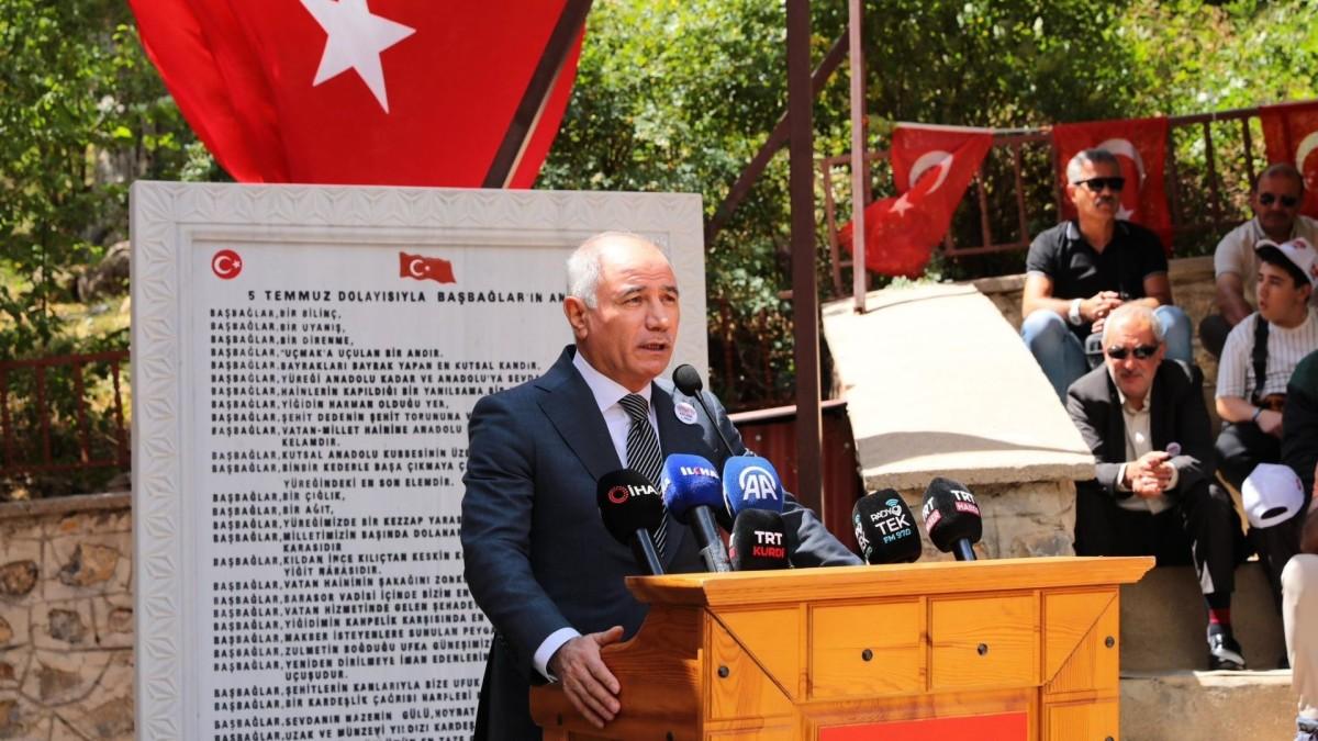 Efkan Ala: Terör prangasını çözmüş bir Türkiye, ortak geleceğimize emin adımlarla yürüyor Efkan Ala: Terör prangasını çözmüş bir Türkiye, ortak geleceğimize emin adımlarla yürüyor