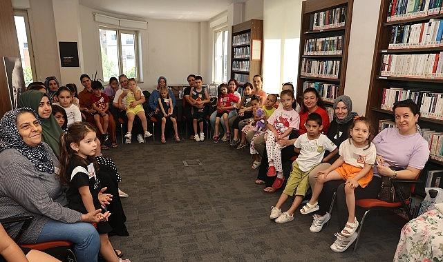 Anneler ve çocuklar yaz tatilinde kütüphanelerde buluşuyor Anneler ve çocuklar yaz tatilinde kütüphanelerde buluşuyor