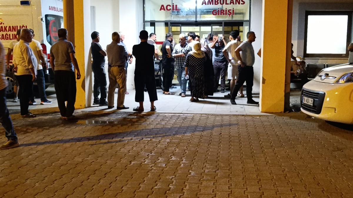 Kavgayı ayırırken kardeşinin bıçak darbesiyle hayatını kaybetti - Videolu Haber