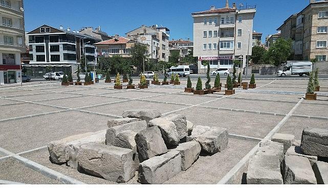 Nevşehir Emek Apadanası: Pers Mimarisine Ait Bir Yapı Örneği Nevşehir Emek Apadanası: Pers Mimarisine Ait Bir Yapı Örneği
