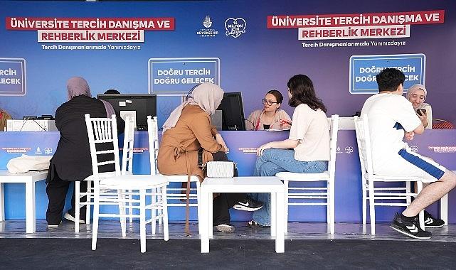İBB'den YKS Tercih Döneminde Gençlere Rehberlik İBB'den YKS Tercih Döneminde Gençlere Rehberlik