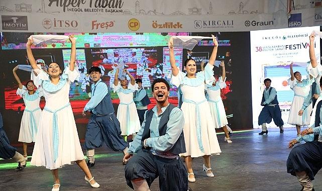 İnegöl'ün Kültür Ve Kardeşlik Festivalinde Altın Mobilyanın Sahibi KKTC