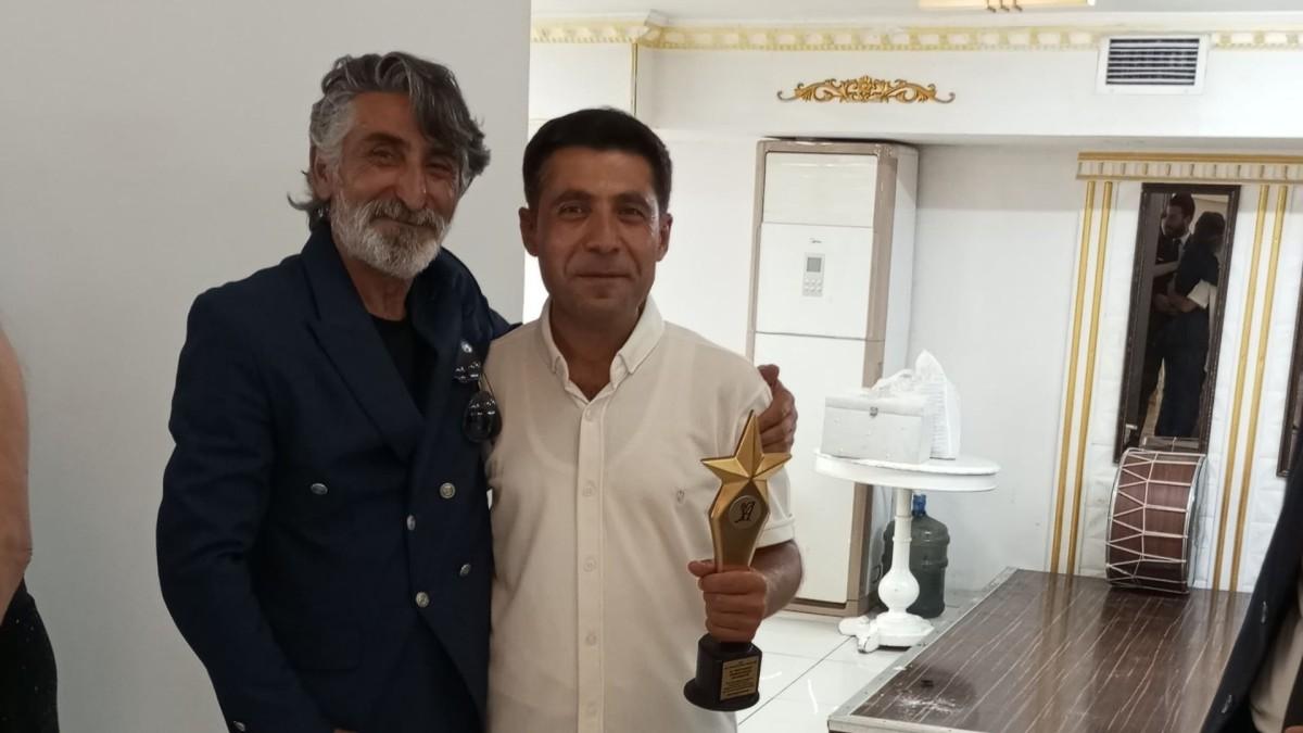 Arabesk fantazinin güçlü sesi Yakup Korkut’a 'Üstün Başarı Ödülü' Arabesk fantazinin güçlü sesi Yakup Korkut’a 'Üstün Başarı Ödülü'