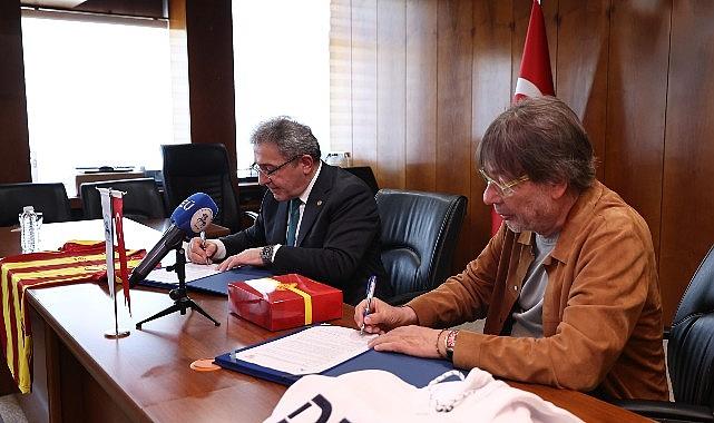 DEÜ ile Göztepe Arasında İş Birliği Protokolü İmzalandı DEÜ ile Göztepe Arasında İş Birliği Protokolü İmzalandı