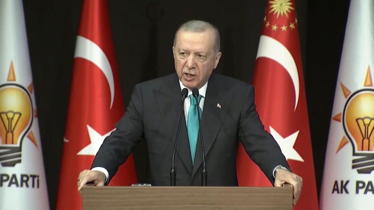 Cumhurbaşkanı Erdoğan'dan Aşure Günü mesajı: 'Hz. Hüseyin ve 72 yol arkadaşını rahmetle yâd ediyorum' Cumhurbaşkanı Erdoğan'dan Aşure Günü mesajı: 'Hz. Hüseyin ve 72 yol arkadaşını rahmetle yâd ediyorum'