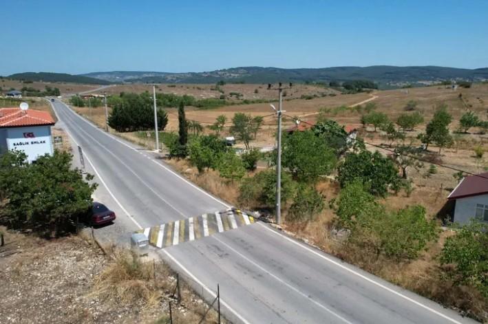 Kandıra Akçaova Yolu Artık Daha Konforlu ve Güvenli Kandıra Akçaova Yolu Artık Daha Konforlu ve Güvenli