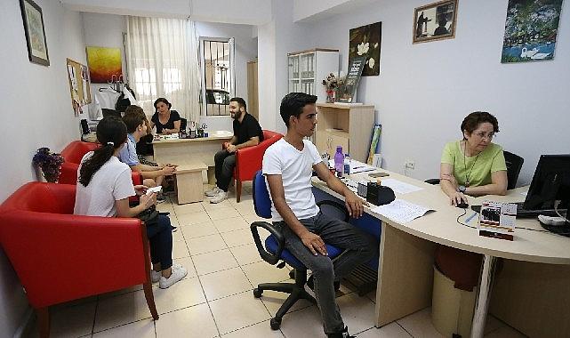 Karşıyaka Belediyesi'nden LGS öğrencilerine tercih desteği Karşıyaka Belediyesi'nden LGS öğrencilerine tercih desteği