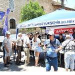 Aydın Büyükşehir Belediyesi'nden Vatandaşlara Aşure İkramı