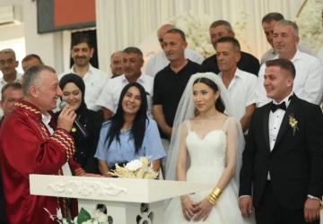 Kocaeli’de Düğün Ziyareti ve Vatandaşla Samimi Sohbet