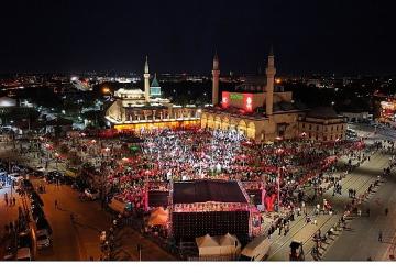 15 Temmuz'un 9. Yılında Konyalılar Mevlana Meydanı'nda Buluştu