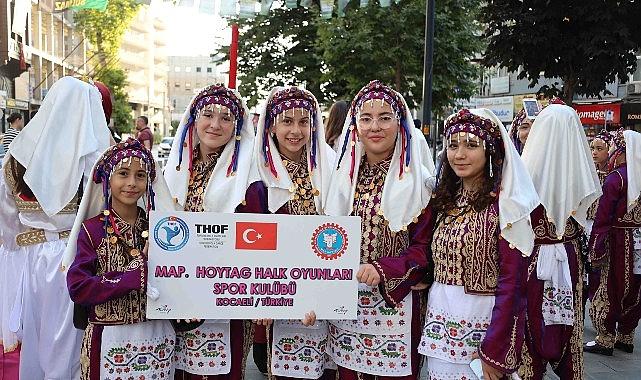 Kocaeli'de 2. Balkan Halk Oyunları rüzgârı esti Kocaeli'de 2. Balkan Halk Oyunları rüzgârı esti
