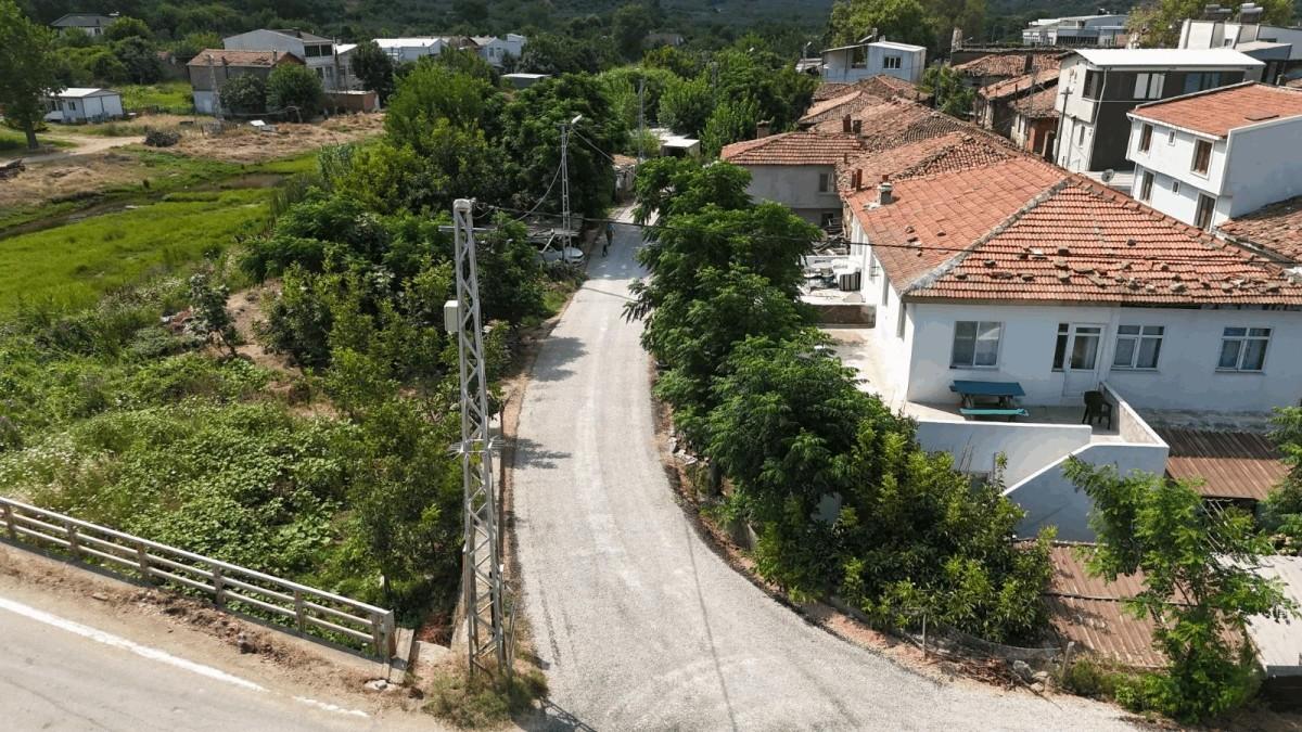 Kırsalda Hizmet Bekleyişi Başkan Ahmet Akın’la Son Buluyor Kırsalda Hizmet Bekleyişi Başkan Ahmet Akın’la Son Buluyor