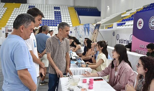 Ege Üniversitesinde Tercih Günleri Başladı Ege Üniversitesinde Tercih Günleri Başladı