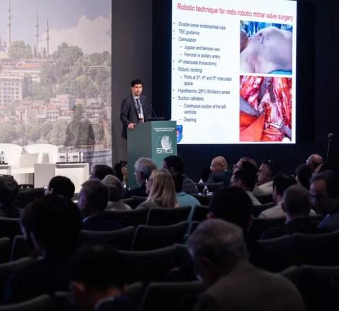 İstanbul’da Kalp Cerrahisinde Uluslararası Zirve İstanbul’da Kalp Cerrahisinde Uluslararası Zirve