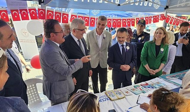 Gölcük'te Sağlık Sokağına Yoğun İlgi Gölcük'te Sağlık Sokağına Yoğun İlgi