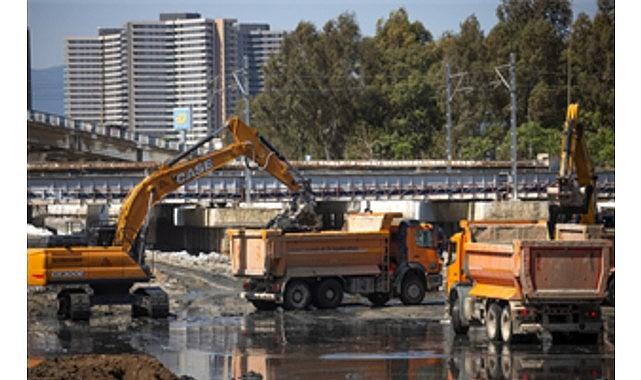 İZSU'dan Meles ve Manda derelerinde temizlik seferberliği İZSU'dan Meles ve Manda derelerinde temizlik seferberliği