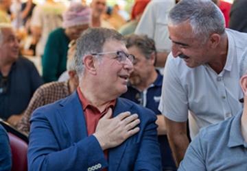Başkan Tugay Aliağa'da aşure lokmasına ortak oldu