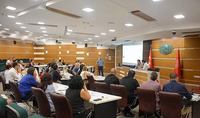 Bornova'da kamu iç kontrol atağı Bornova'da kamu iç kontrol atağı