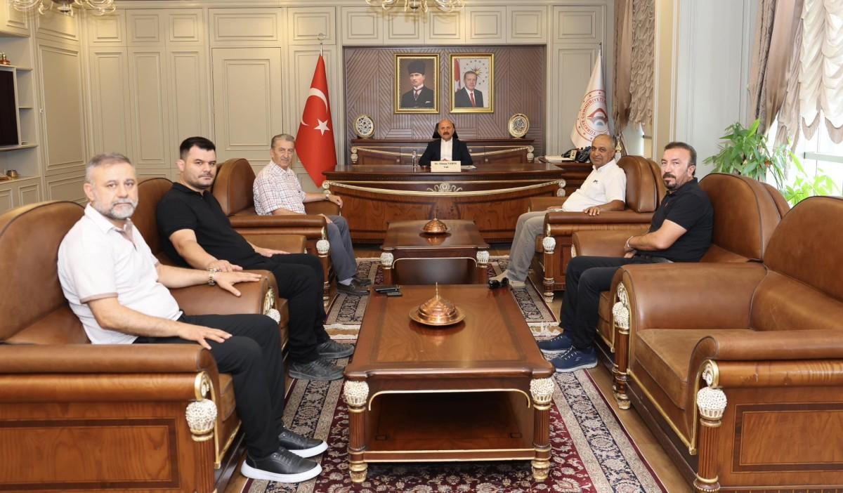 Adıyaman Kent Konseyi’nden Vali Dr. Osman Varol’a ziyaret Adıyaman Kent Konseyi’nden Vali Dr. Osman Varol’a ziyaret