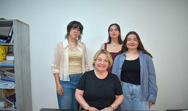 Egeli öğrencilerden “Küçük Eller, Büyük Hayaller" projesi ile eğitime destek Egeli öğrencilerden “Küçük Eller, Büyük Hayaller" projesi ile eğitime destek