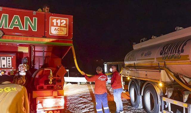 Yenişehir Belediyesi Silifke'de yangın söndürme çalışmalarına destek verdi Yenişehir Belediyesi Silifke'de yangın söndürme çalışmalarına destek verdi