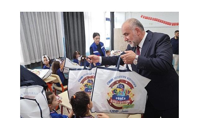 Okula Başlayan Tüm Öğrencilere Çanta ve Kırtasiye Seti Canik Belediyesi'nden!