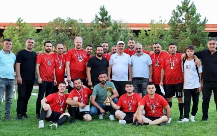 Kayseri Şeker’de Voleybol Turnuvası Sona Erdi Kayseri Şeker’de Voleybol Turnuvası Sona Erdi
