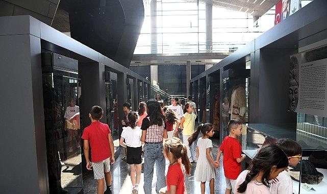 Osmangazi'de çocuklara tarih ve edebiyatı sevdiren buluşma