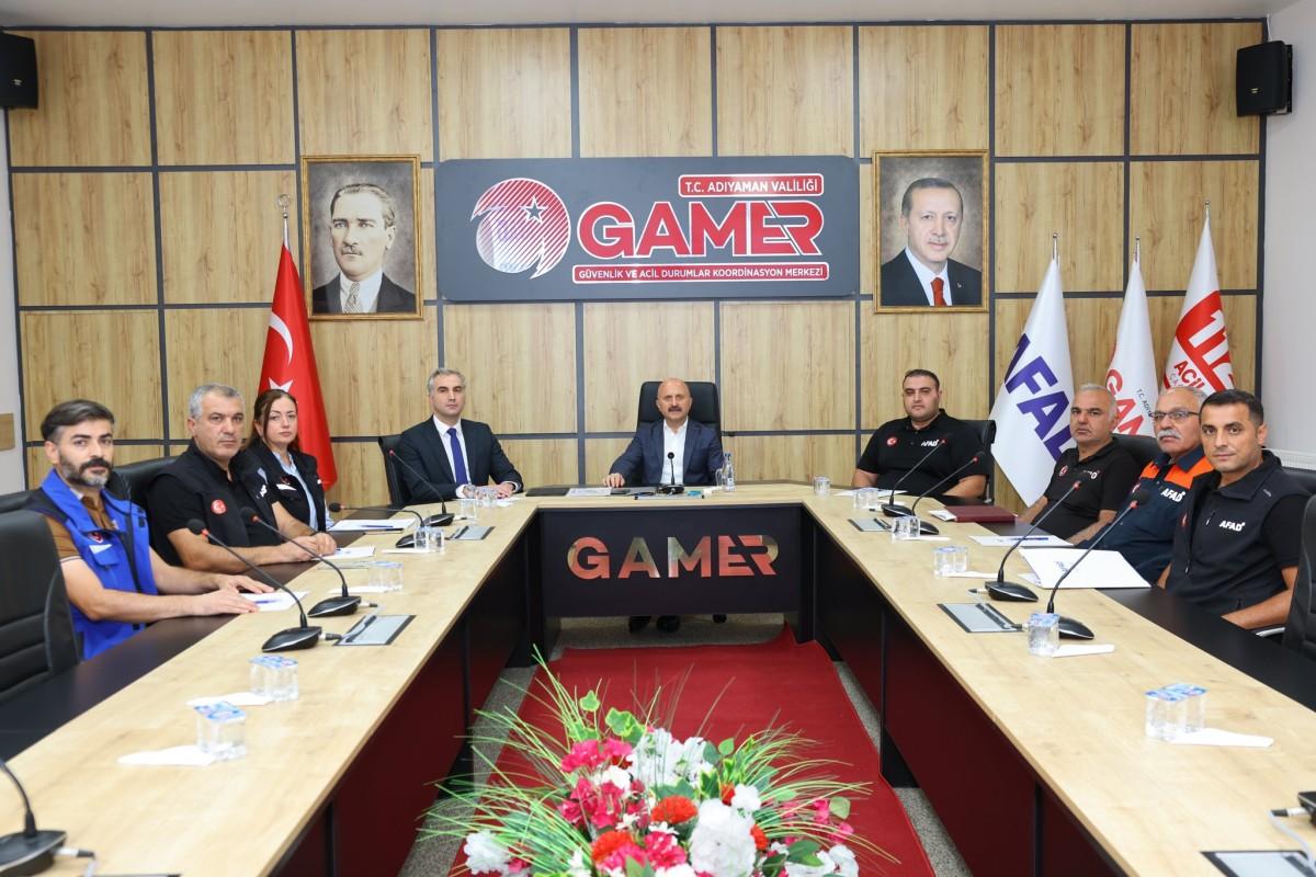Vali Osman Varol’dan AFAD İl Müdürlüğü’ne ziyaret Vali Osman Varol’dan AFAD İl Müdürlüğü’ne ziyaret