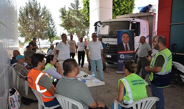 Büyükşehir Alanyalı çiftçilere 10 ton kaolin kili dağıttı Büyükşehir Alanyalı çiftçilere 10 ton kaolin kili dağıttı