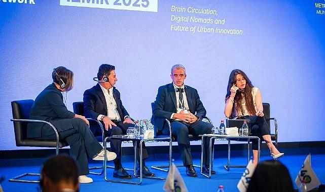 Başkan Lâl Denizli, B40 Zirvesi'nde Konuştu Başkan Lâl Denizli, B40 Zirvesi'nde Konuştu