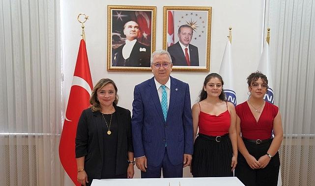 Genç hemşirelerin afetlere yönelik projesi ÜNİDES kapsamında desteklendi