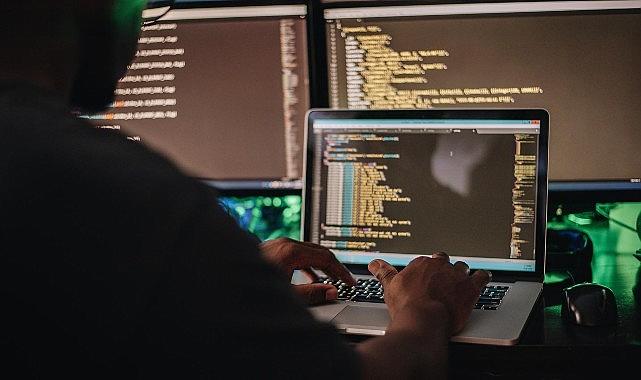 TesterYou: “Yazılım testi ihtiyacı artmaya devam ediyor" TesterYou: “Yazılım testi ihtiyacı artmaya devam ediyor"