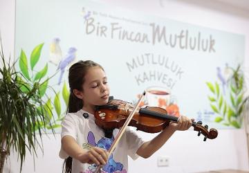 Konak'tan Türkiye'ye örnek hizmet: 1 yılda 8 'mutluluk' şubesi