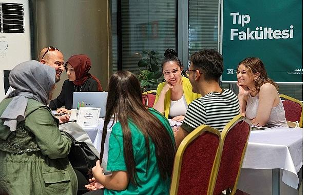 KTO Karatay Üniversitesi'nde tercih ve tanıtım günleri tüm hızıyla devam ediyor KTO Karatay Üniversitesi'nde tercih ve tanıtım günleri tüm hızıyla devam ediyor