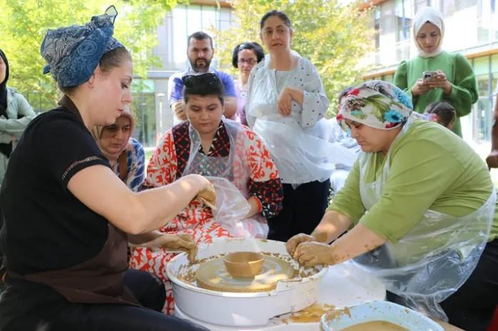 Sakarya’da Engelsiz Üretimle Hayata Katılım Artıyor Sakarya’da Engelsiz Üretimle Hayata Katılım Artıyor